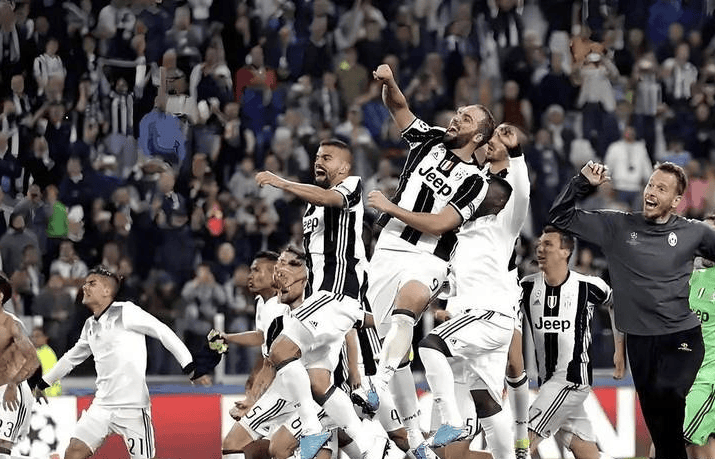 里程碑夜拉齐奥官宣签约，欧冠今晚刷纪录，球迷炸锅，更衣室氛围转暖的简单介绍